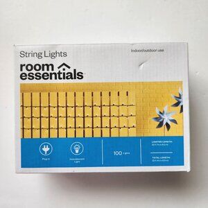 Room Essentials Indoor/Outdoor String Lights 100 Count Plug-In Incandescent Bulb